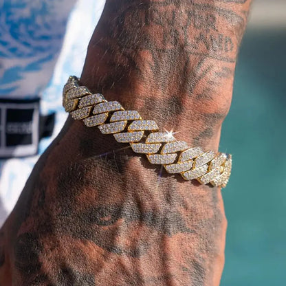 Iced Cuban Link Bracelet – Luxury Pavé Edition