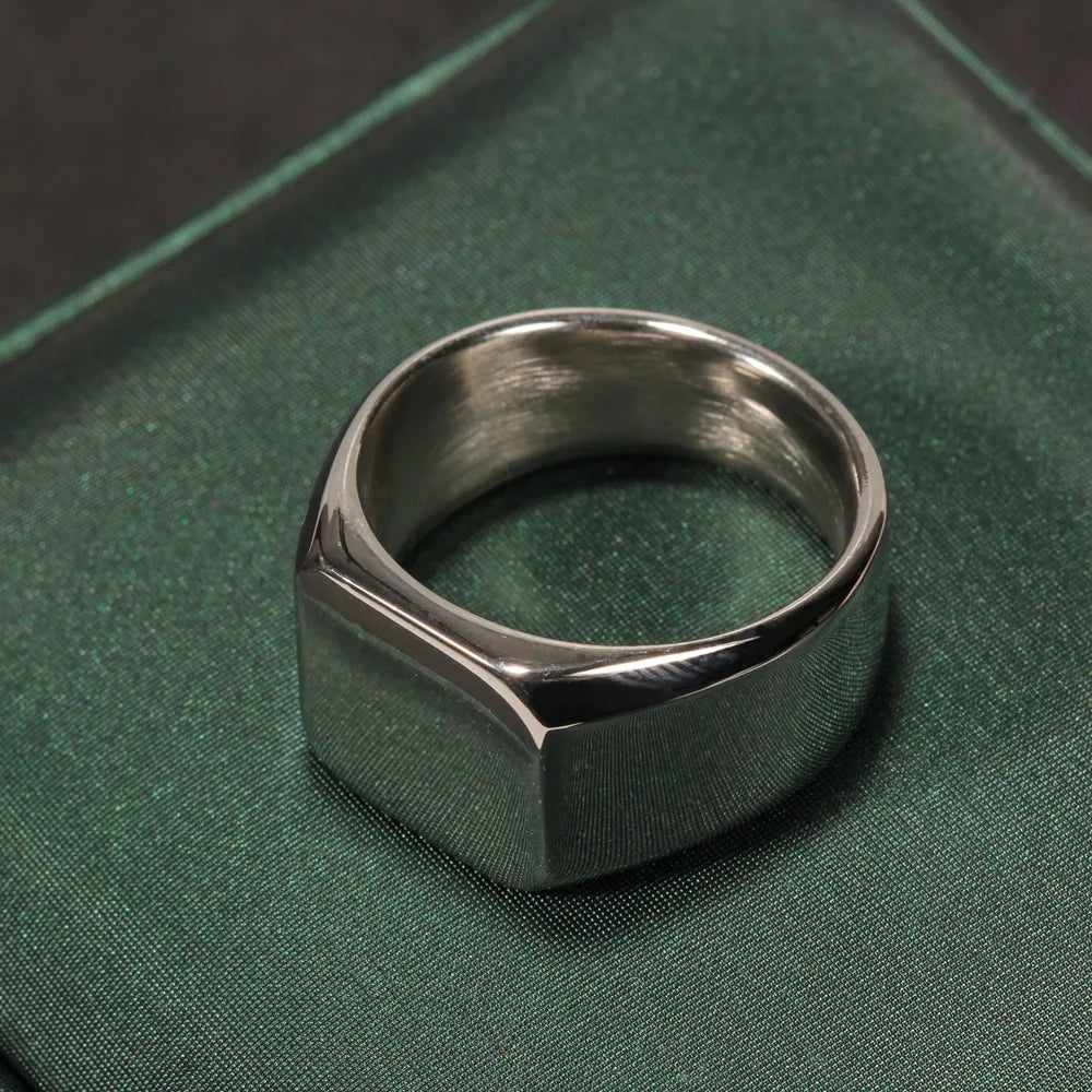 Monarch Square Ring – Modern authority in style.